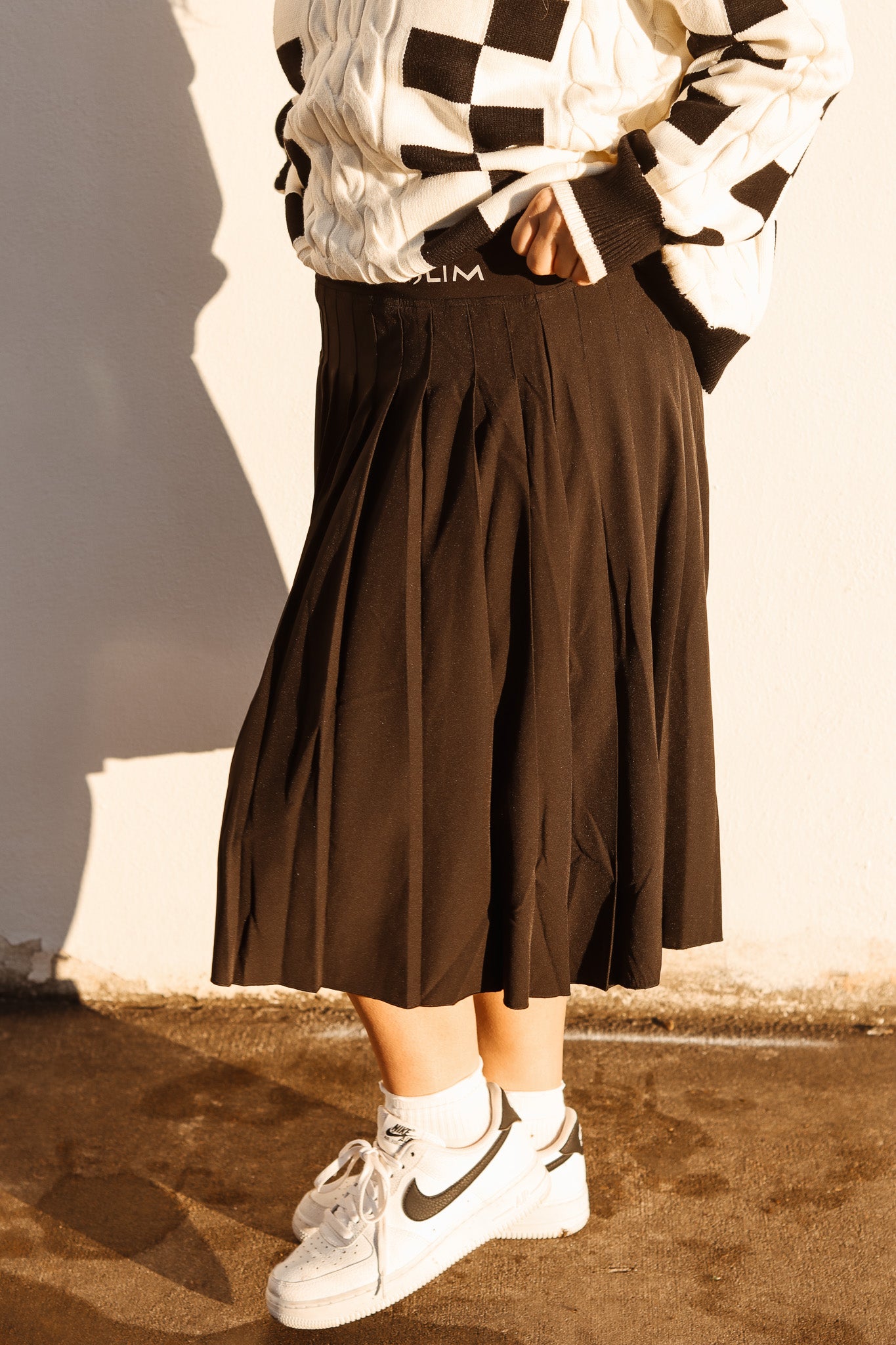 Pleated SLIM Skirt