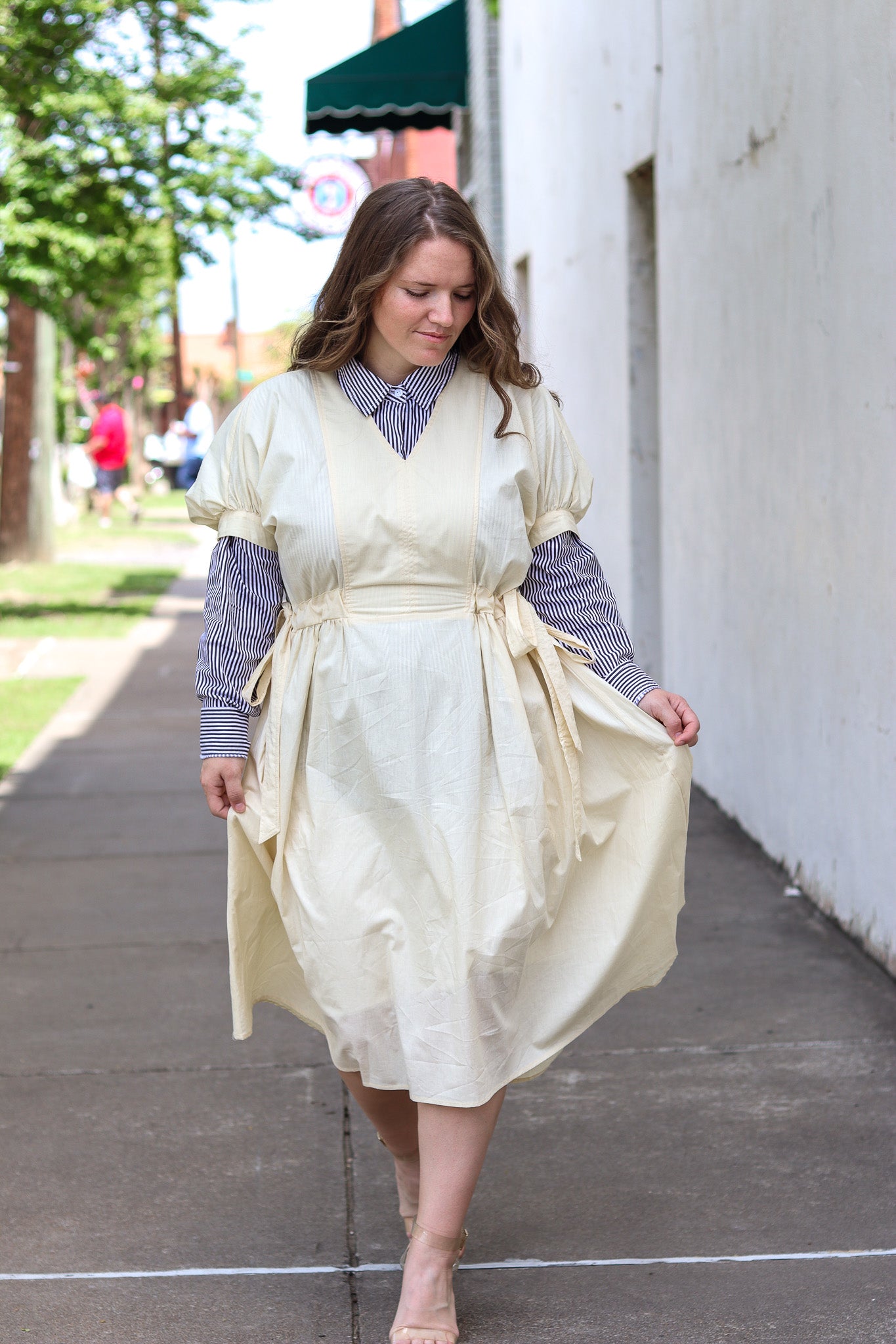 The BOW-Peep Dress in Yellow