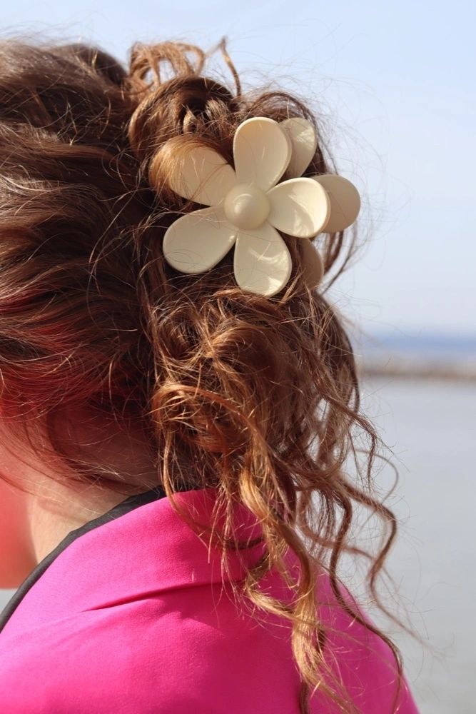 Jumbo Flower Hair Clip