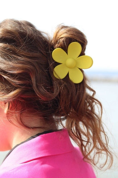 Jumbo Flower Hair Clip